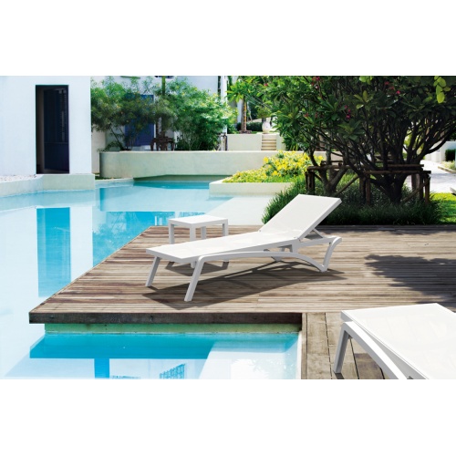 Столик пластиковый для лежака Siesta Contract Ocean Side Table