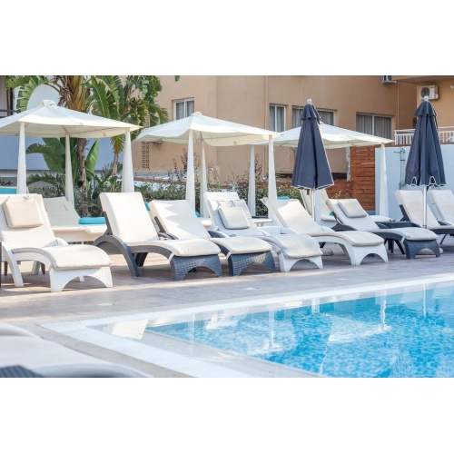 Шезлонг пластиковый с матрасом Siesta Contract GS 1009 (Fiji)